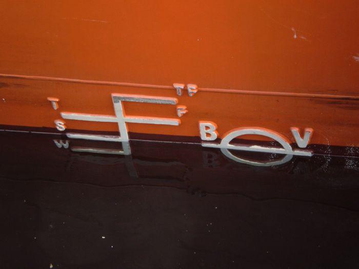 marca di bordo libero  - Plimsoll line.JPG